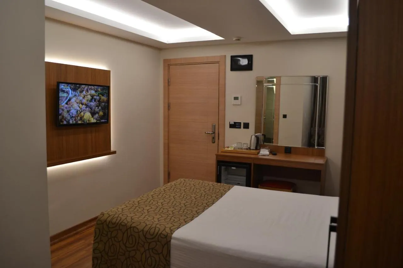 Gümüs Palace Güngören İstanbul Otel